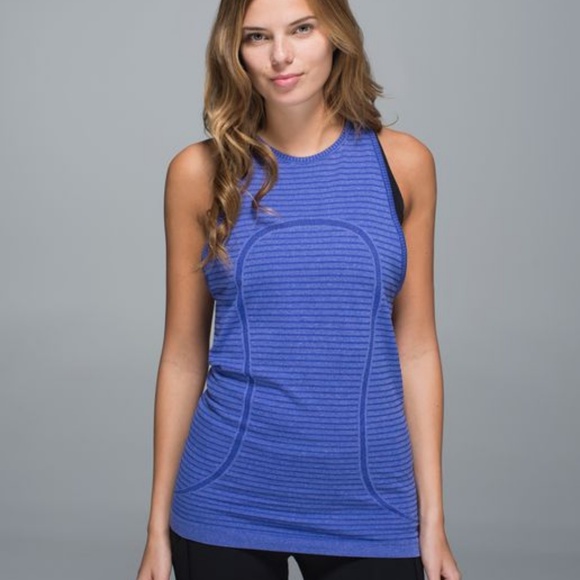 lululemon athletica Tops - *NEW* Lululemon Swiftly Tech High Neck Tank Size 8